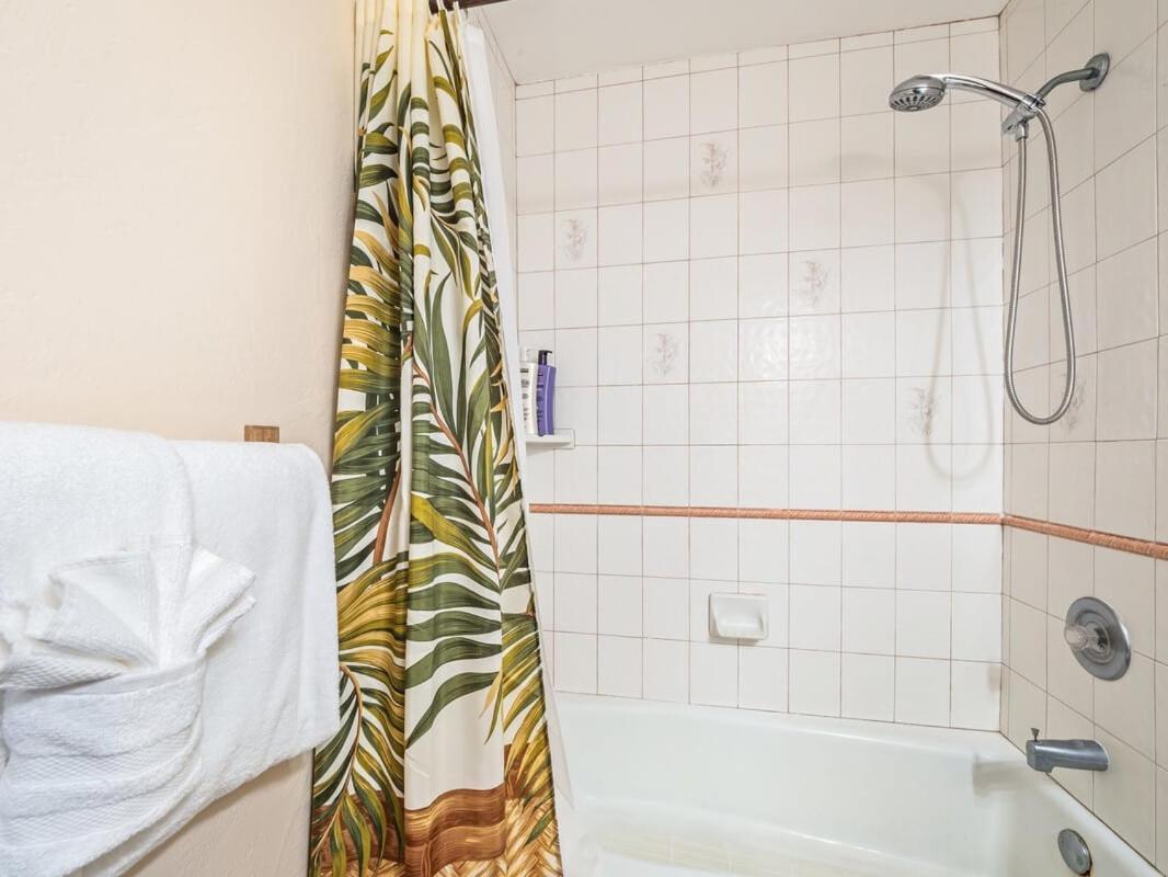 Oceanfront 1 Bedroom 2 Bathroom With Large Lanai - Kona Bali Kai 218 Kailua-Kona Exterior photo